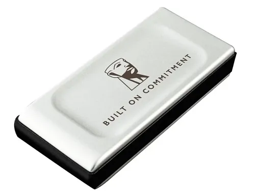 картинка Внешний SSD Kingston 1ТB SXS2000/1000GA