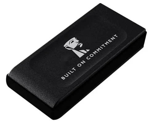 картинка Внешний SSD Kingston 1ТB SXS1000/1000GA