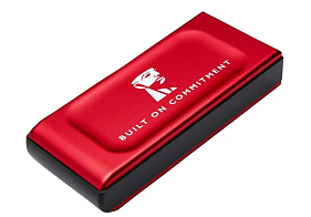 картинка Внешний SSD Kingston 2ТB SXS1000R/2000GA