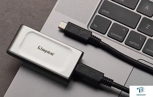 картинка Внешний SSD Kingston 2ТB SXS2000/2000G